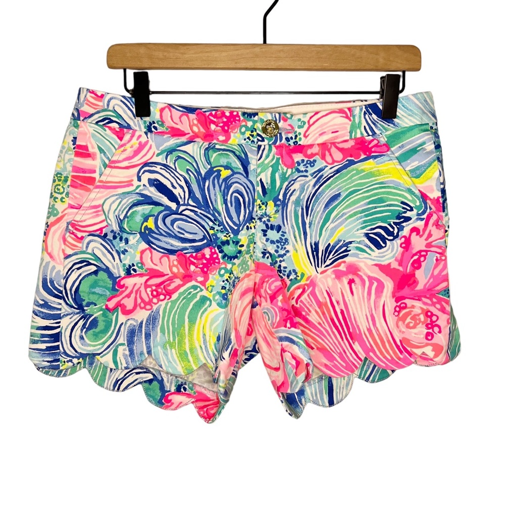 Lilly Pulitzer Scallop Hem Buttercup Stretch Short 5" in Beach Please 4 - Picture 1 of 9